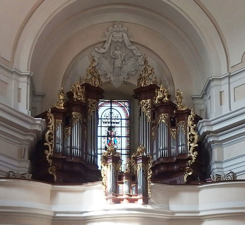 Varhany: II/20, dochována skříň
Licence obrázku: Palickap, CC BY-SA 4.0, via Wikimedia Commons Hranice, Stětí sv. Jana Křtitele