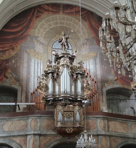 Holešov, Nanebevzetí P. Marie