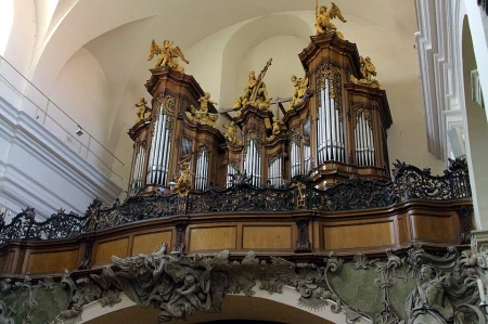 Znojmo, Sv. Kříže