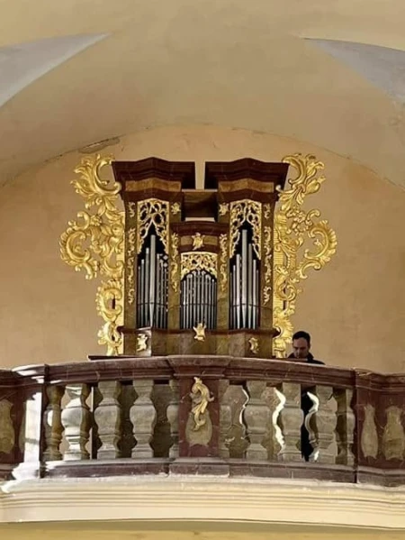 Mileč, kostel sv. Petra a Pavla