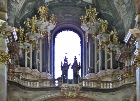 Praha, sv. Mikuláše (Malá Strana), velké varhany