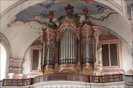 Zlonice, Nanebevzetí P. Marie