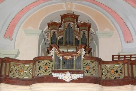 Bezno, sv. Petra a Pavla &ndash; varhany