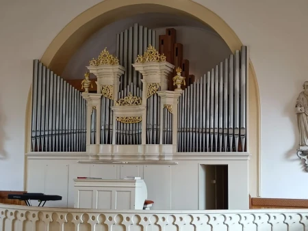 Horní Bečva, sv. Jana a Pavla &ndash; varhany