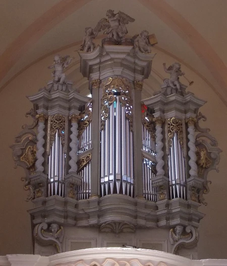 Roudnice n. Labem, Narození P. Marie &ndash; varhany