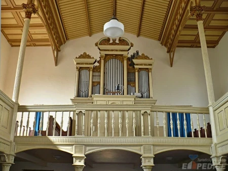 Rovečné, evang. kostel &ndash; varhany
