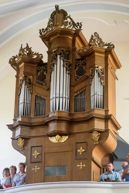 Veselí n. Moravou, sv. Bartoloměje &ndash; varhany